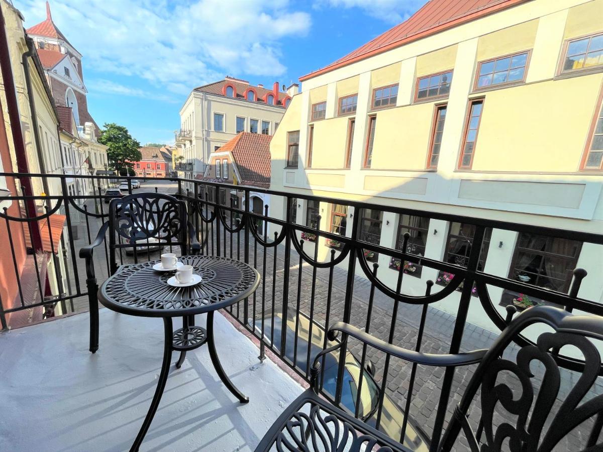 Picturesque Old Town Apartment With Charming Balcony 考纳斯 外观 照片